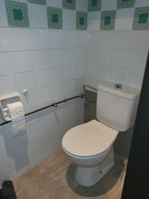 Superbe Apartement En Residence Avec Piscine Roses Bagian luar foto